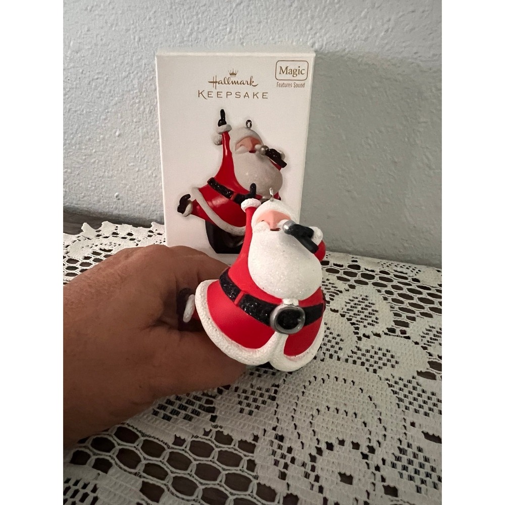 Hallmark Keepsak 2010 Santa Claus is Coming to Town Magic Christmas Ornament NIB